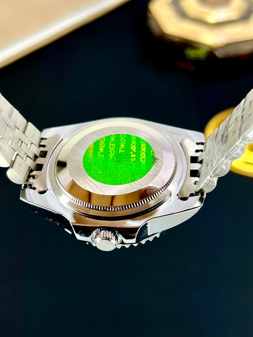 Luxury Stainless Steel Men's Wrist Watch – Black Dial Edition  Product Title 2